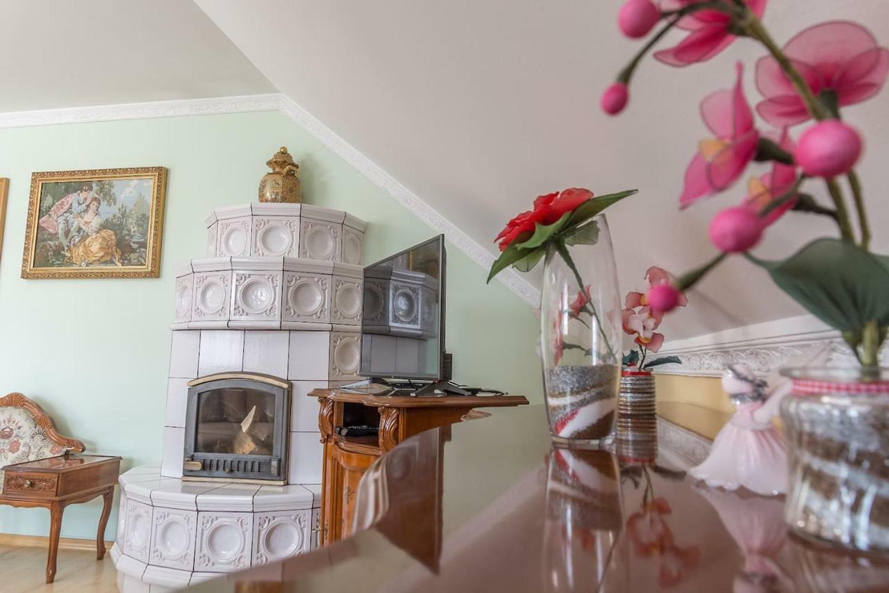 Apartma Ajda Komenda Εξωτερικό φωτογραφία