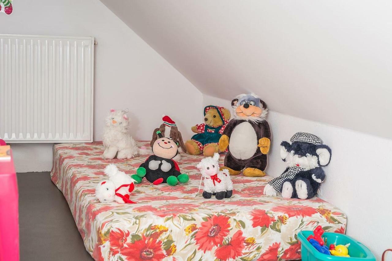 Apartma Ajda Komenda Εξωτερικό φωτογραφία