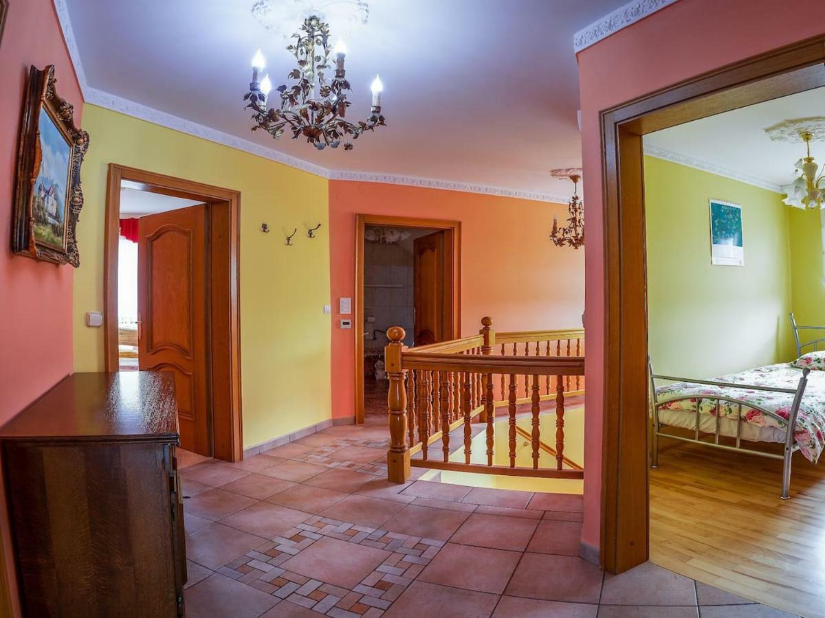 Apartma Ajda Komenda Εξωτερικό φωτογραφία